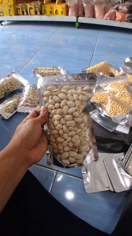 Pistachio pouch 300 gram